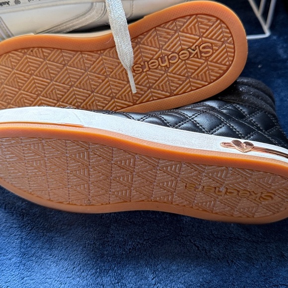 Skechers & Justice Girl's Sneaker Bundle Lot of 3 Pairs Size 4 Kids Shoes - Picture 11 of 12